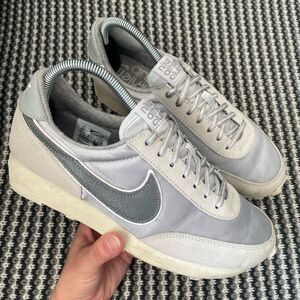 Nike Daybreak SE Light Smoke Grey sneaker women’s shoe size 8.5